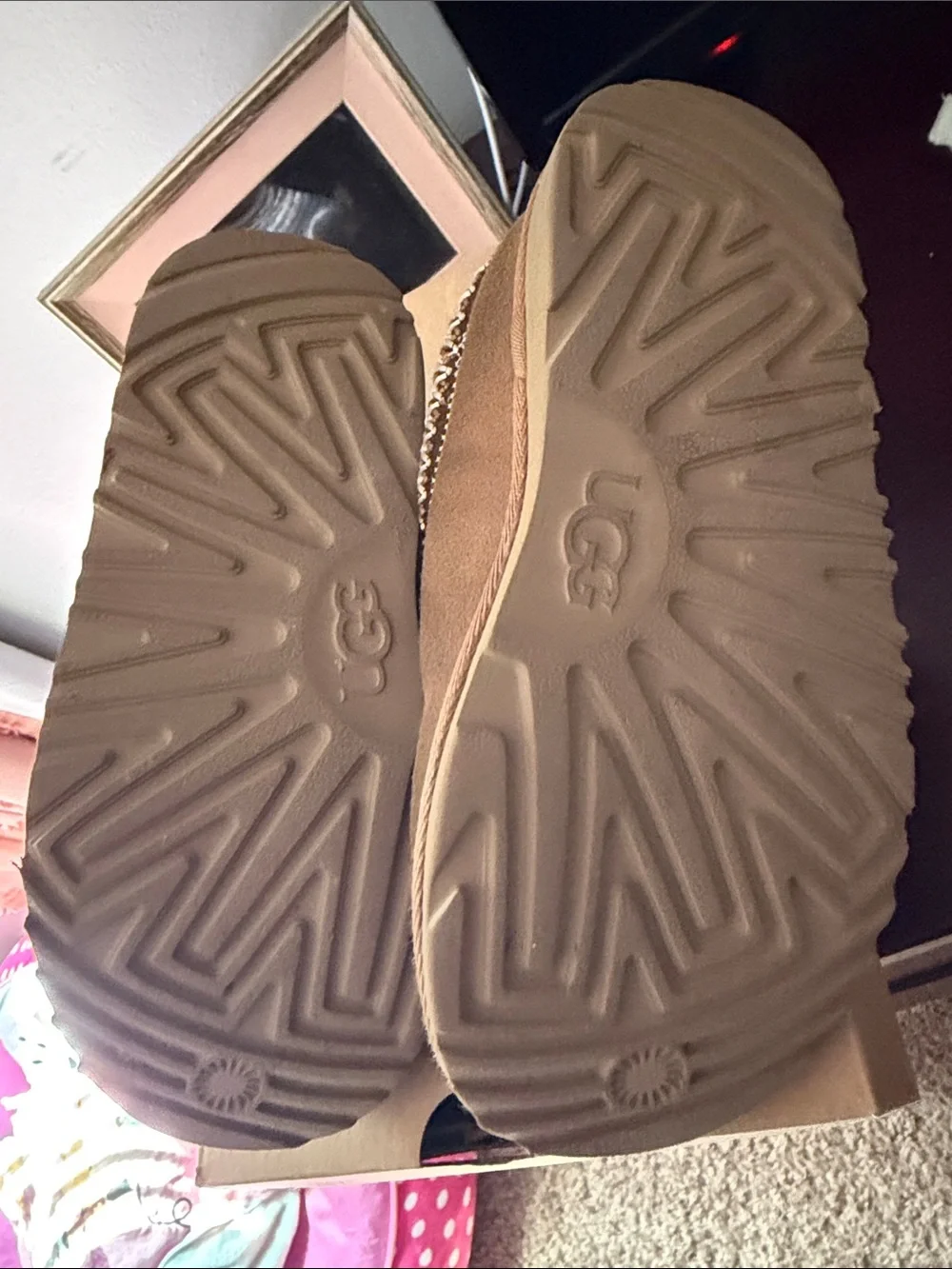 UGG comfortable tan